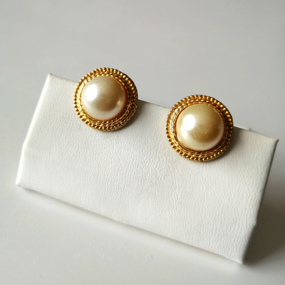 Vintage Domed Faux Pearl Textured Frame Goldtone Clip Earrings